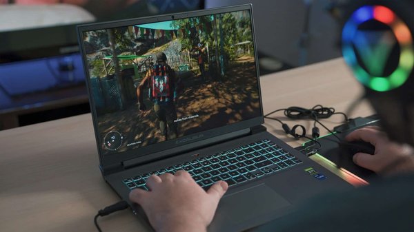 Quels sont les avantages d'un écran incurvé pour le gaming?